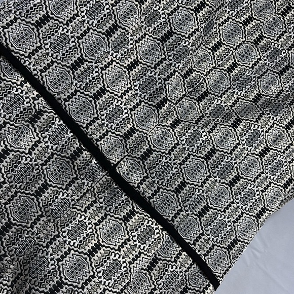 Tahari Arthur S Levine  Black rose silver Jacquard Fit & Flare Dress size 14 - Picture 10 of 11